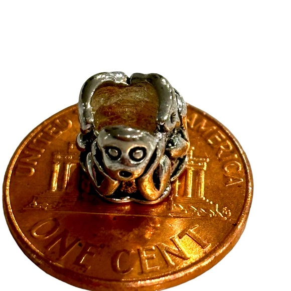 Three Monkeys Sterling Silver Charm - Picture 3 of 5